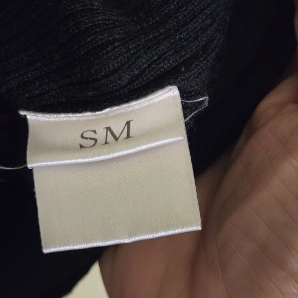 Makié 100% Cashmere Navy Quiet Luxury V-neck Cardigan Sweater Size S/M - Picture 6 of 7